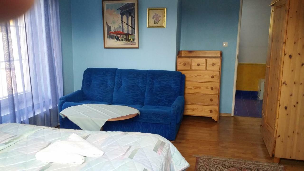 Gosciniec Ella Inn Lipniki Lipniki  Exteriör bild